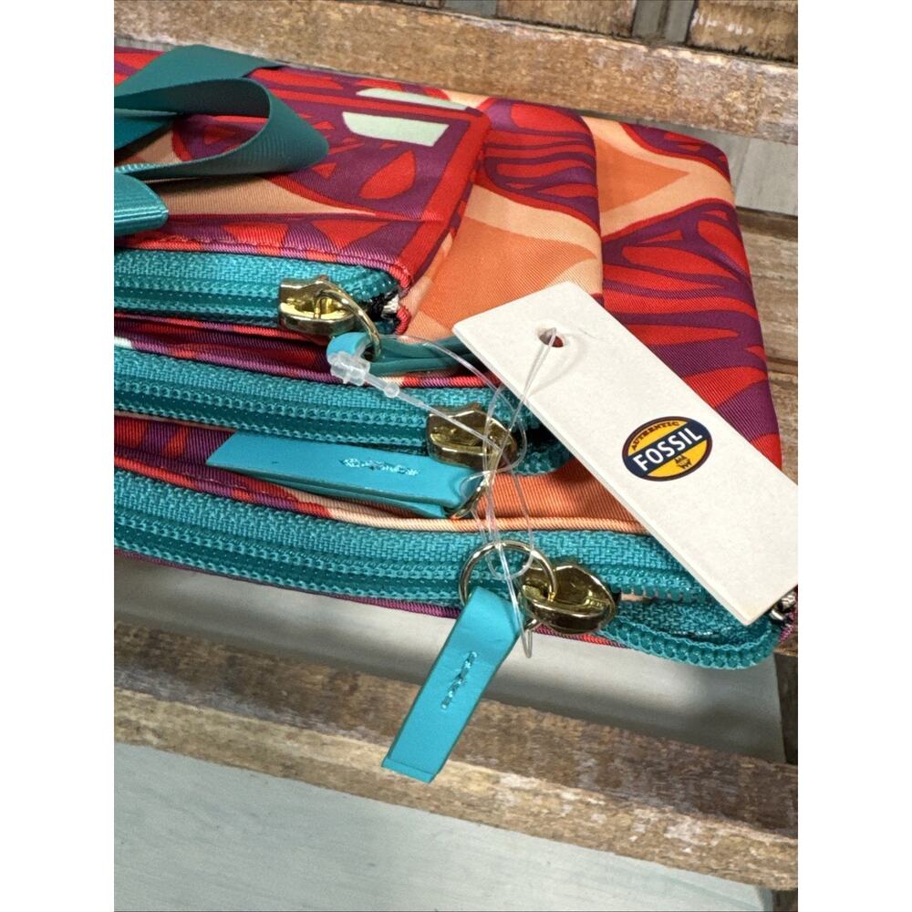 Fossil NWT Raspberry Keyper Triple Pouch Set - Picture 6 of 12